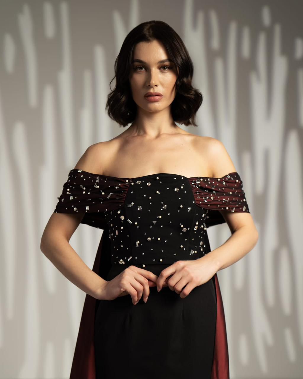 WhatsApp Image 2025-11-18 at 15.47.57_d65c4aa6 Ovel - Image 1